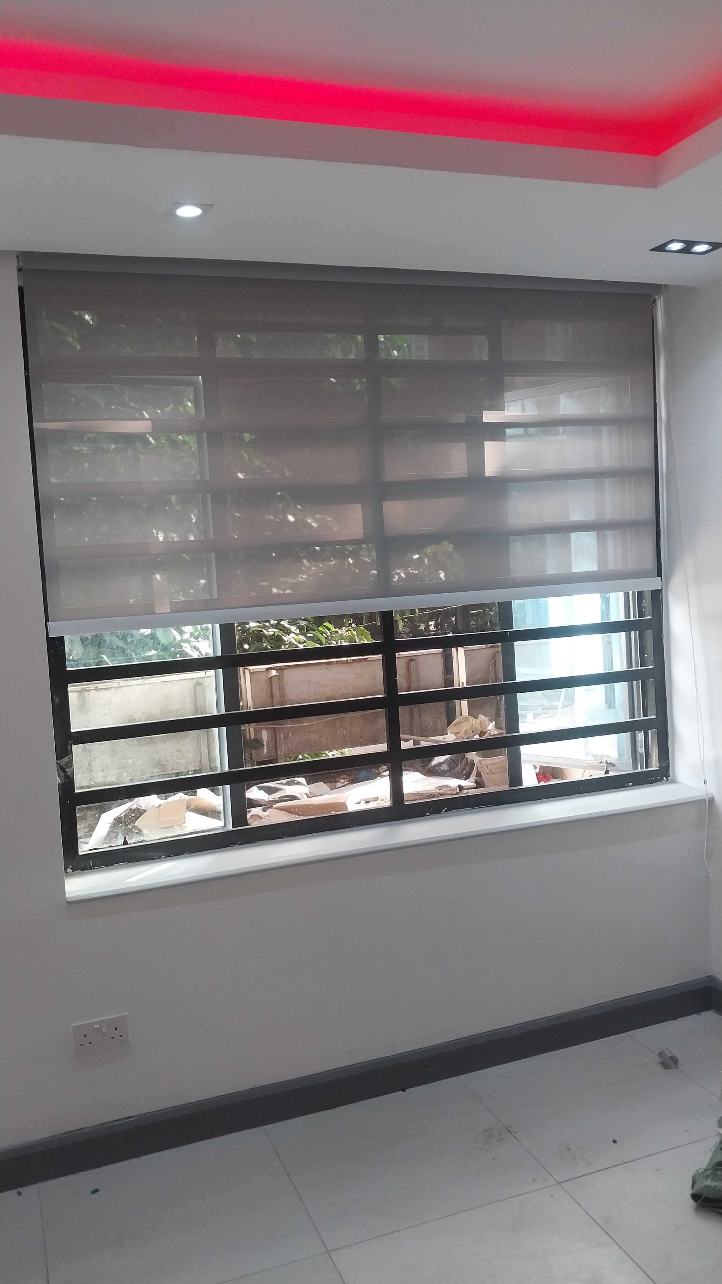 Sunscreen Roller Blinds