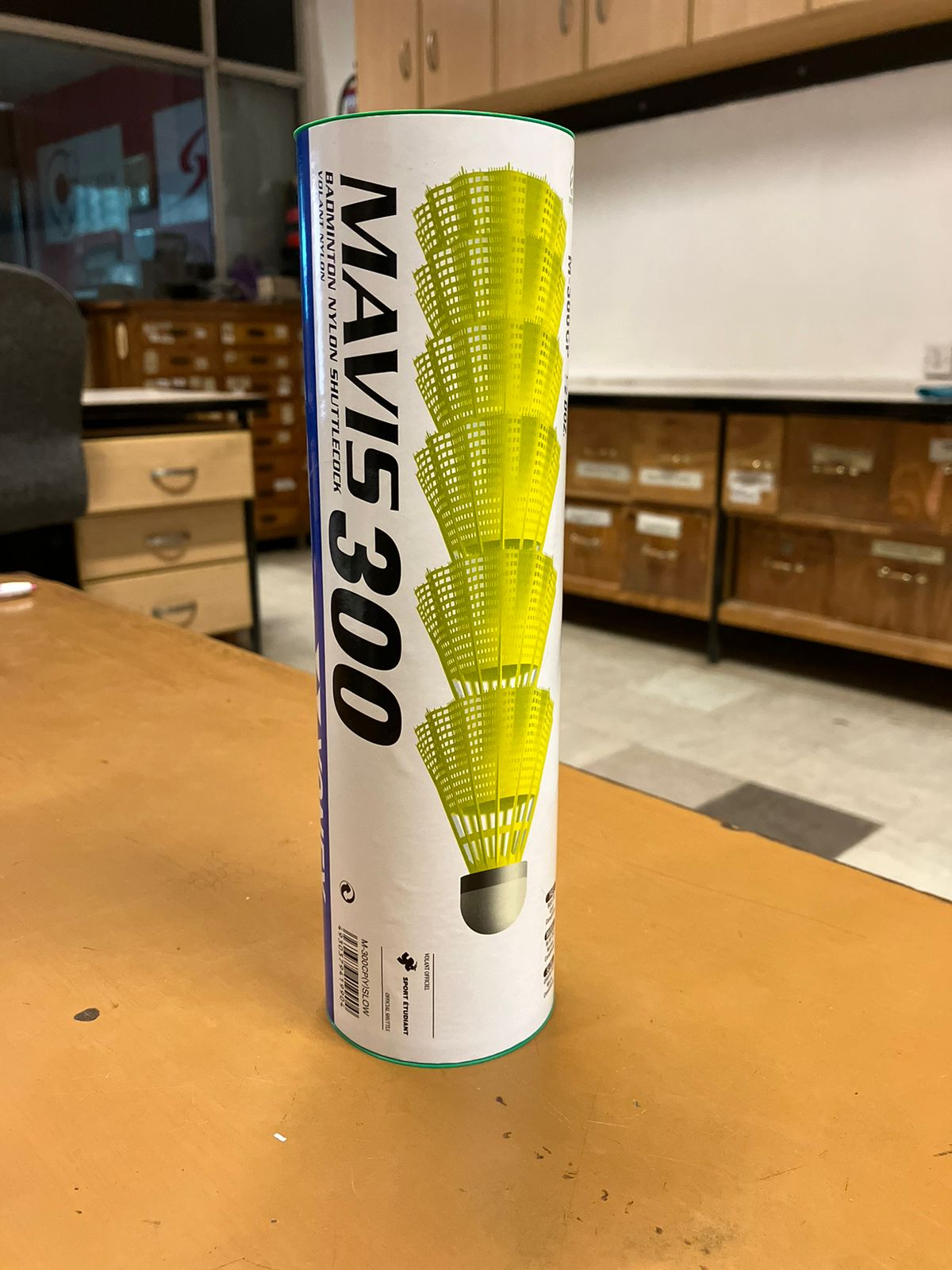 Badminton Shuttlecock Mavis 300
