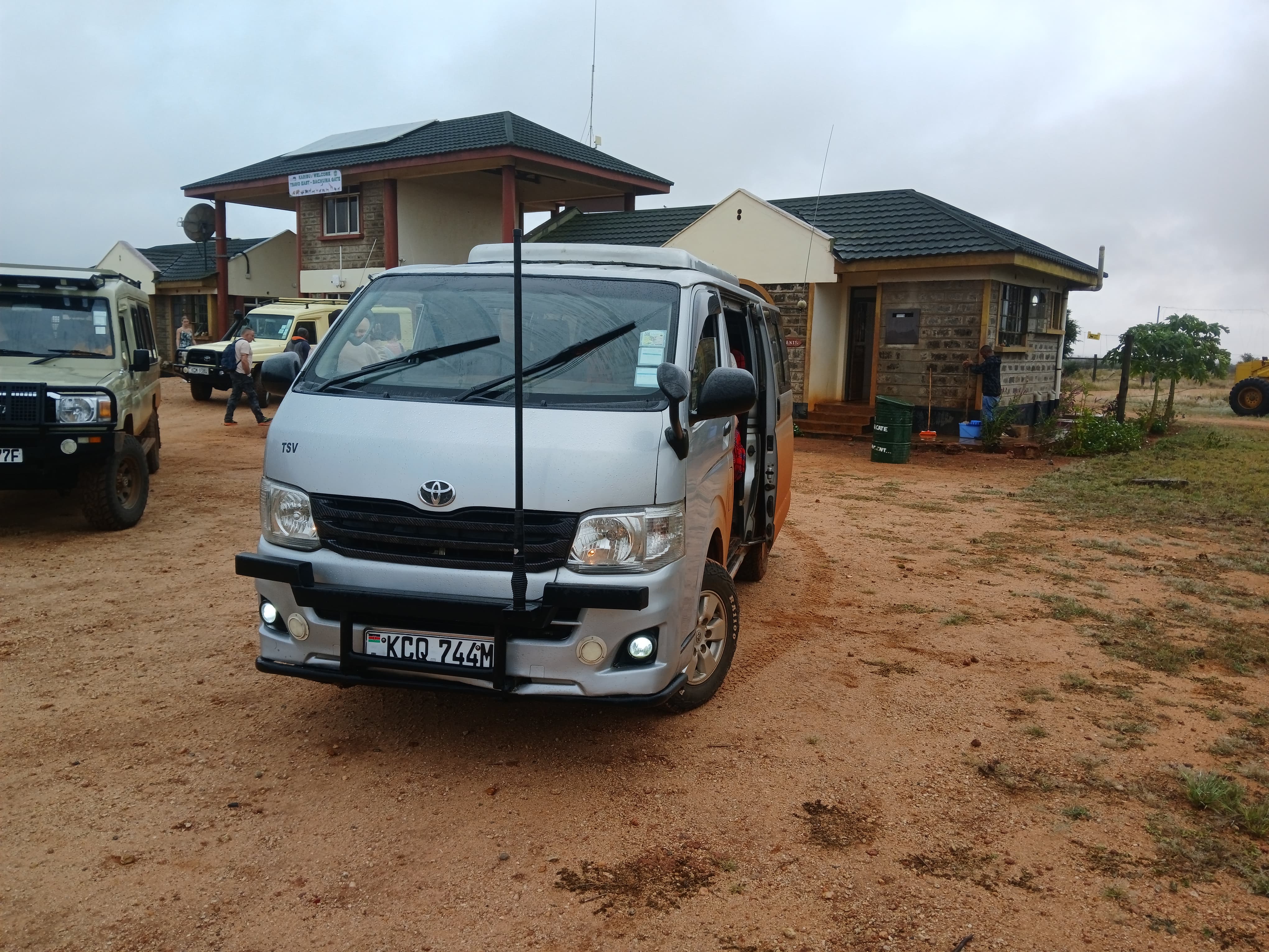 CONTIKI CAR HIRE AND TRANSFERS